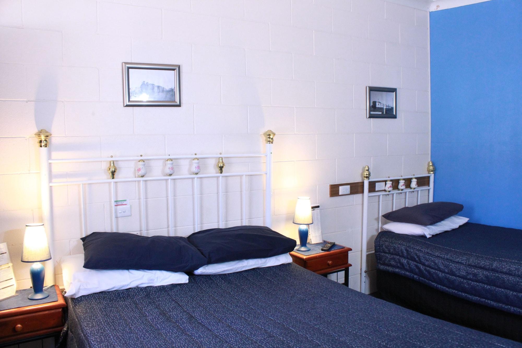 The Lodge Outback Motel Броукън Хил Екстериор снимка