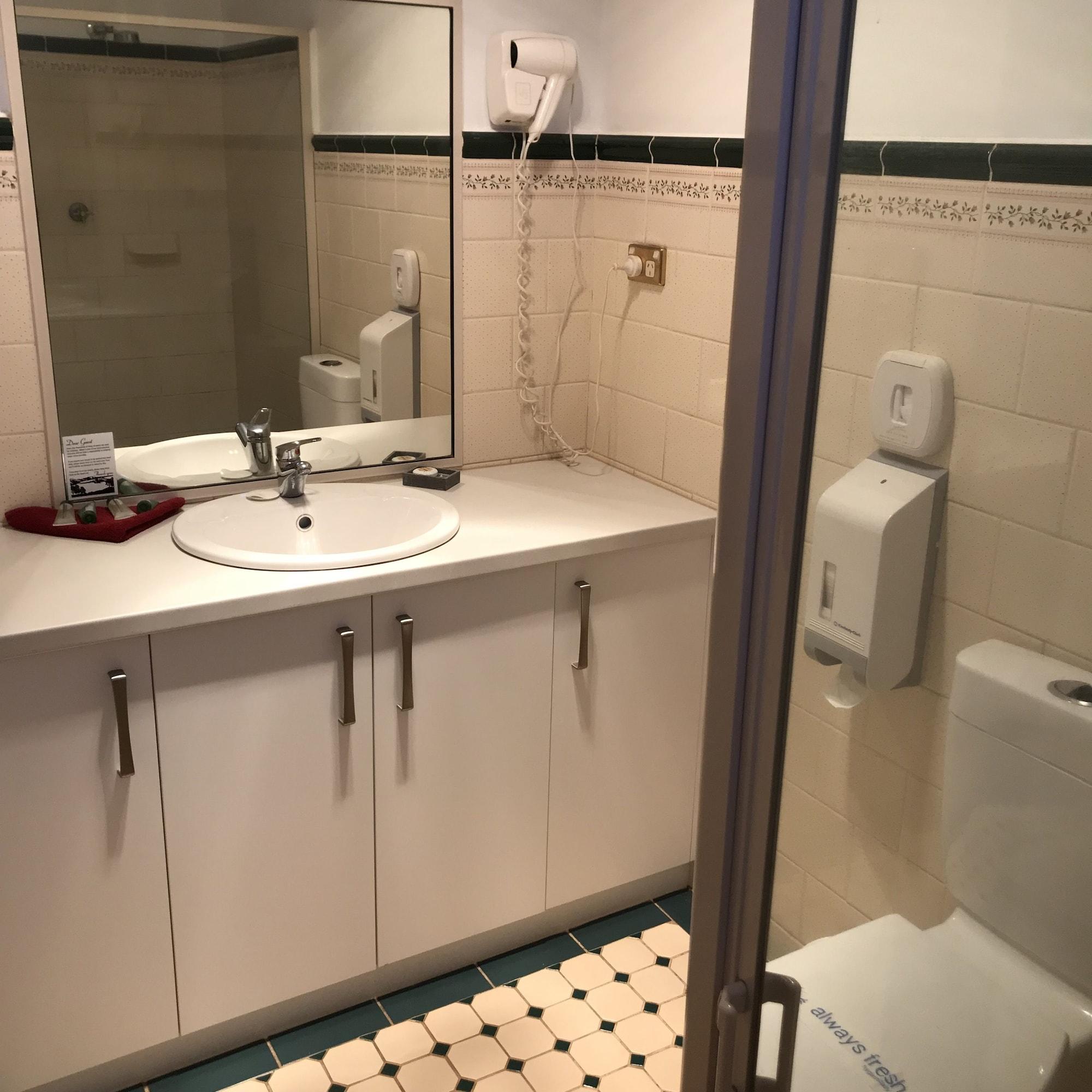 The Lodge Outback Motel Броукън Хил Екстериор снимка