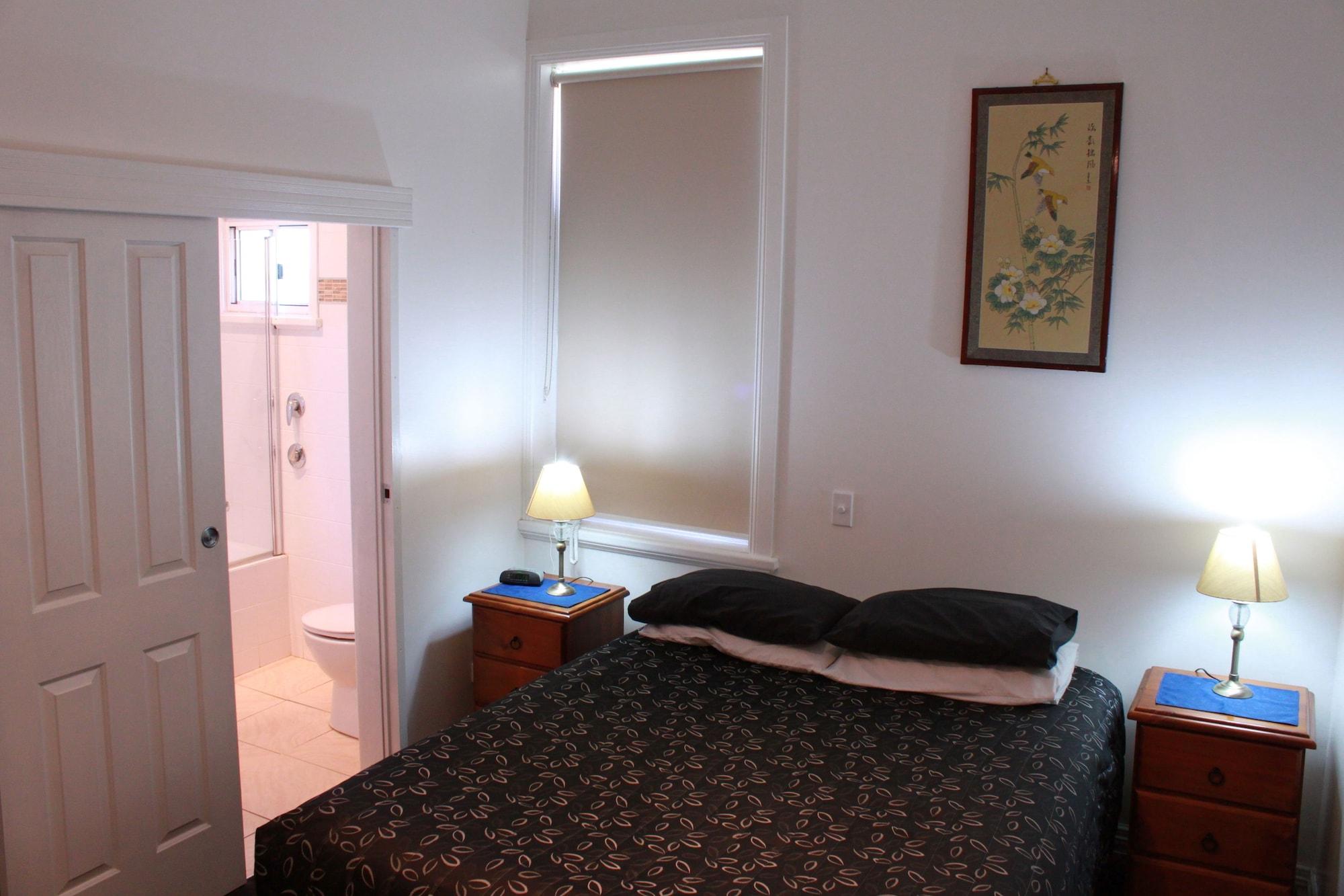 The Lodge Outback Motel Броукън Хил Екстериор снимка