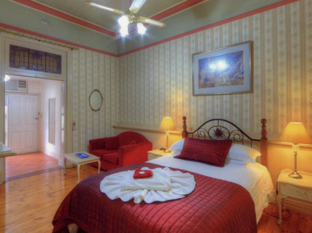 The Lodge Outback Motel Броукън Хил Екстериор снимка